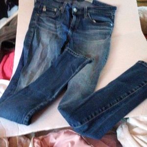 Ag Adriano Goldschmeid the stilt cigarette leg